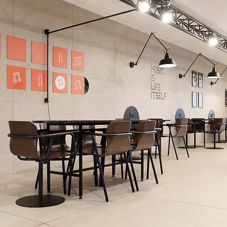 Ibis Styles Centre Gare Отель Нанси