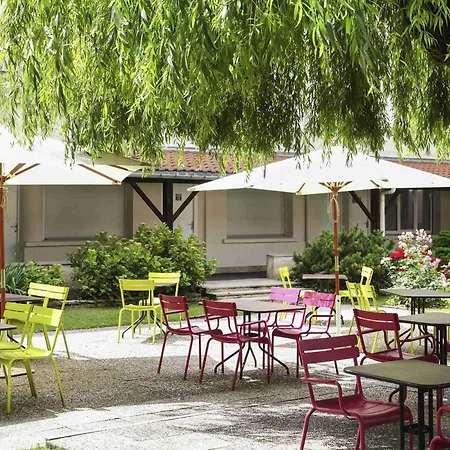 Ibis Styles Centre Gare Otel 3*