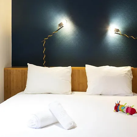 Ibis Styles Centre Gare Hotel 3*