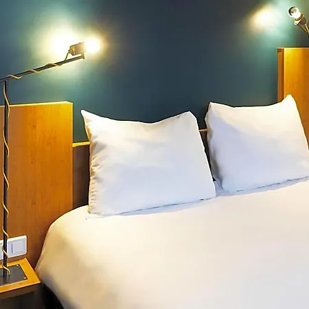 Ibis Styles Centre Gare Hotel 3*