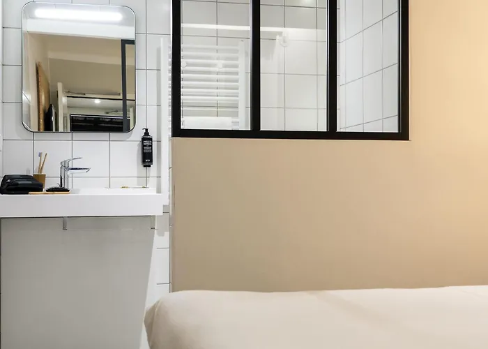 Ibis Styles Centre Gare فندق 3*