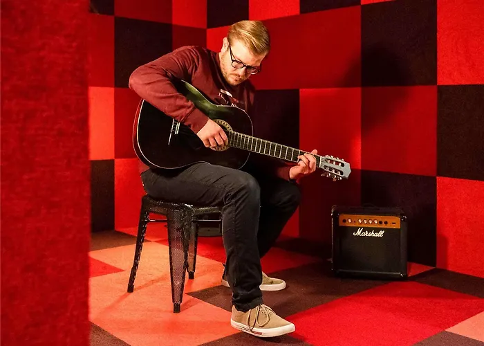 Ibis Styles Centre Gare נאנסי